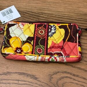 Vera Bradley Floral Quilted Wristlet - Butter Cup Pattern NWT